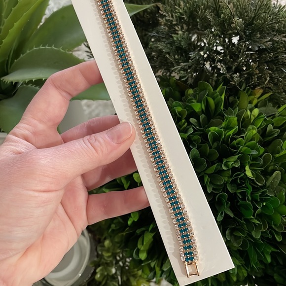 Swarovski Elements Teal and Gold Tennis Bracelet - Picture 8 of 8